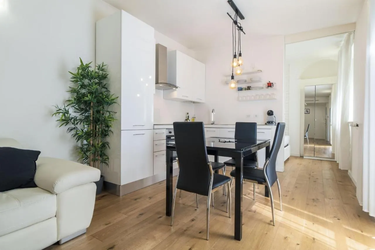 Apartmán Easylife - Elegante Dimora A Due Minuti Dal Duomo Milán Itálie